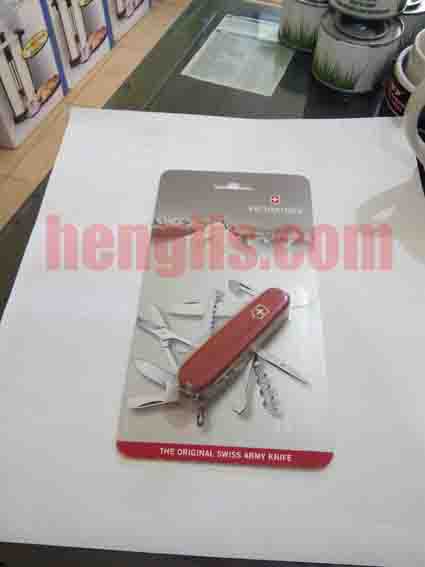 Victorinox Huntsman1-Henglis.com